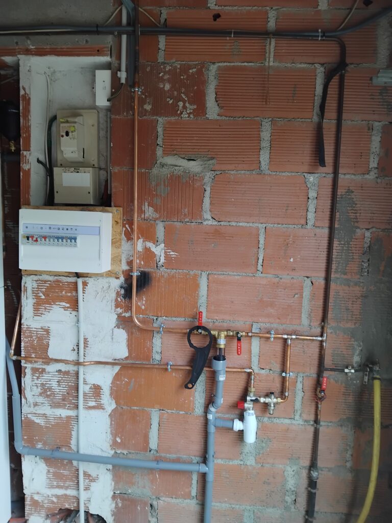 Installation alimentation pompe à chaleur à Béziers