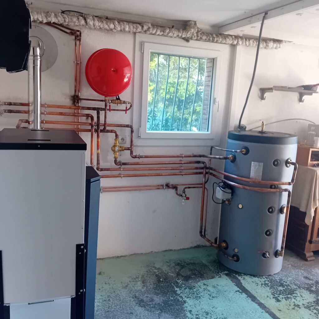 Installation de système de chauffage et de ploberie réalisée par l'artisan Goutte d'O à Béziers
